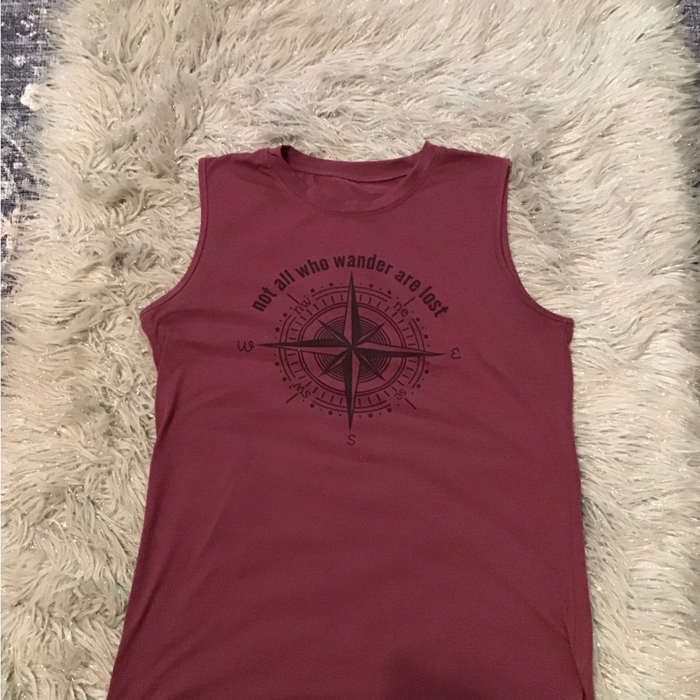 Maroon Sleeveless Compass Graphic Tee
